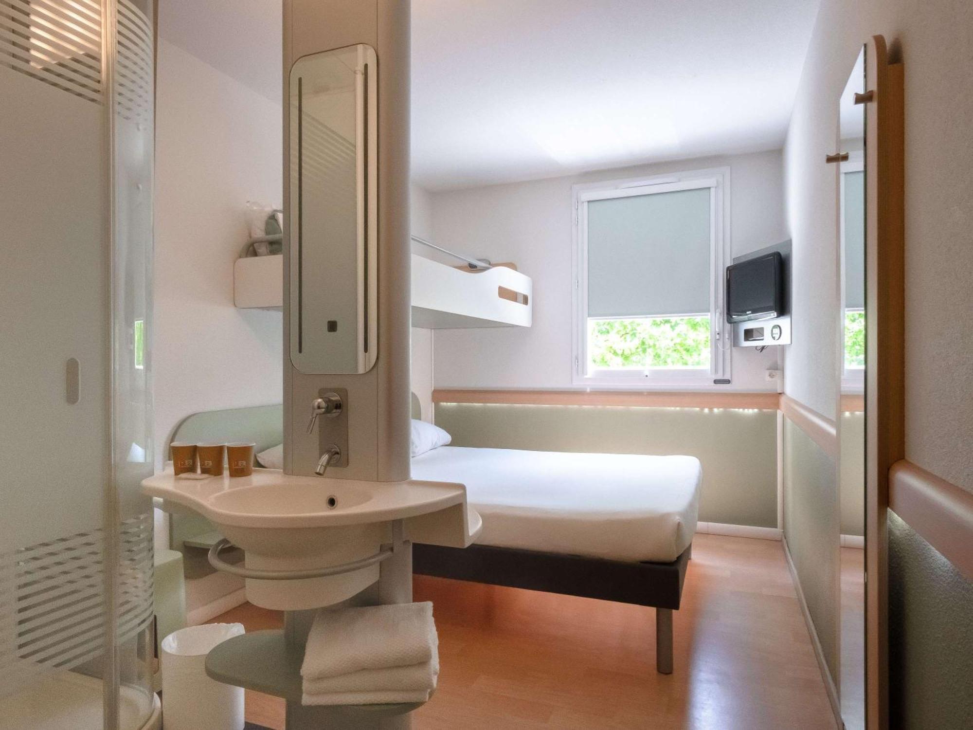 Ibis Budget Montauban Les Chaumes Екстер'єр фото