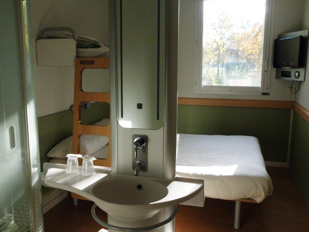Ibis Budget Montauban Les Chaumes Екстер'єр фото