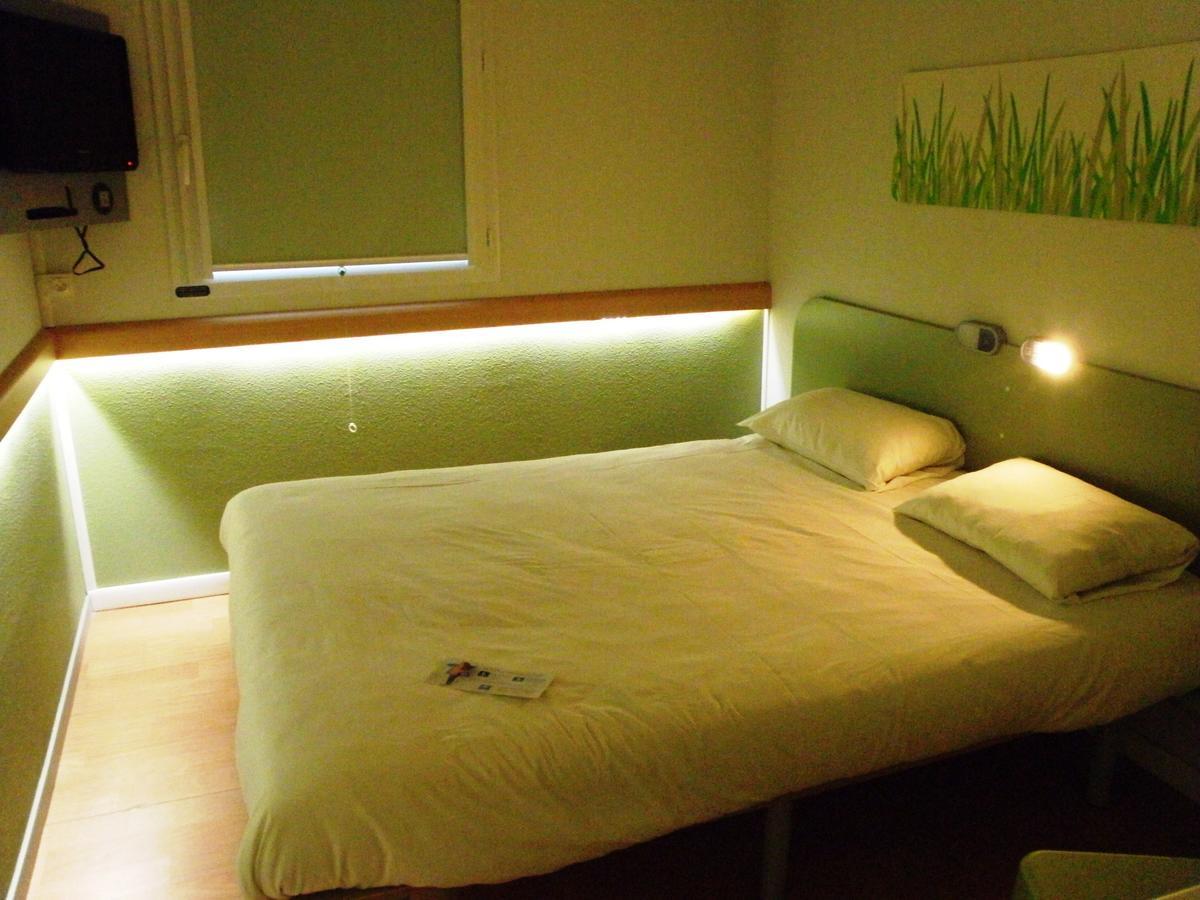 Ibis Budget Montauban Les Chaumes Номер фото